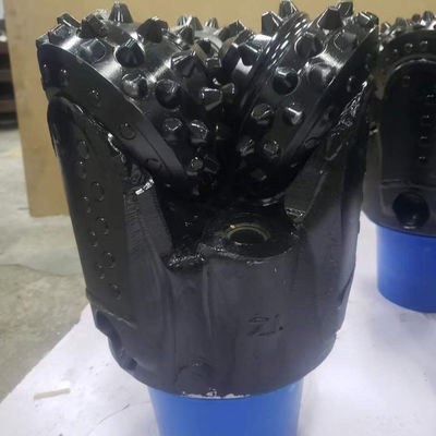 تریکون بیت 8 1/2 اینچ IADC 637 API مشخصات حفاری چاه