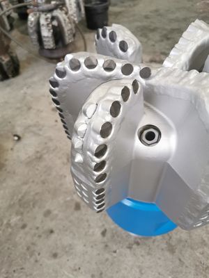 10-5/8 Inch Outer Diameter 6 Blade PDC Matrix Body drilling Bit 6 5/8′′ API Reg Pin Oil Drilling