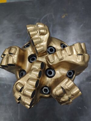 215.9 میلی‌متر بدنه ماتریسی M516 درج الماس PDC مته حفاری چاه نفت