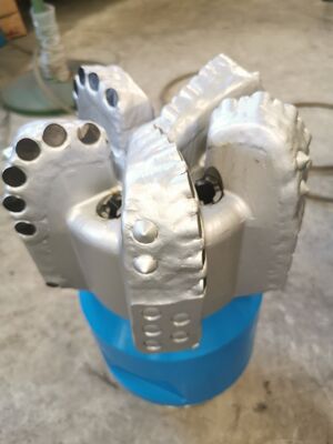 مته های الماسه PDC با بدنه فولادی 9.5 اینچی، 5 پره، برش 16 میلی متری