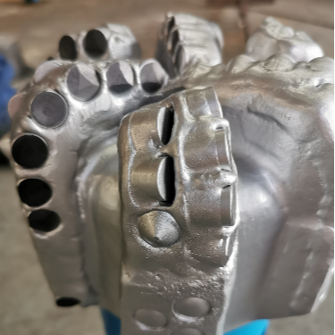 6-5/8 اینچ قطر S613 PDC حفاری بیت API Reg ابزار حفاری